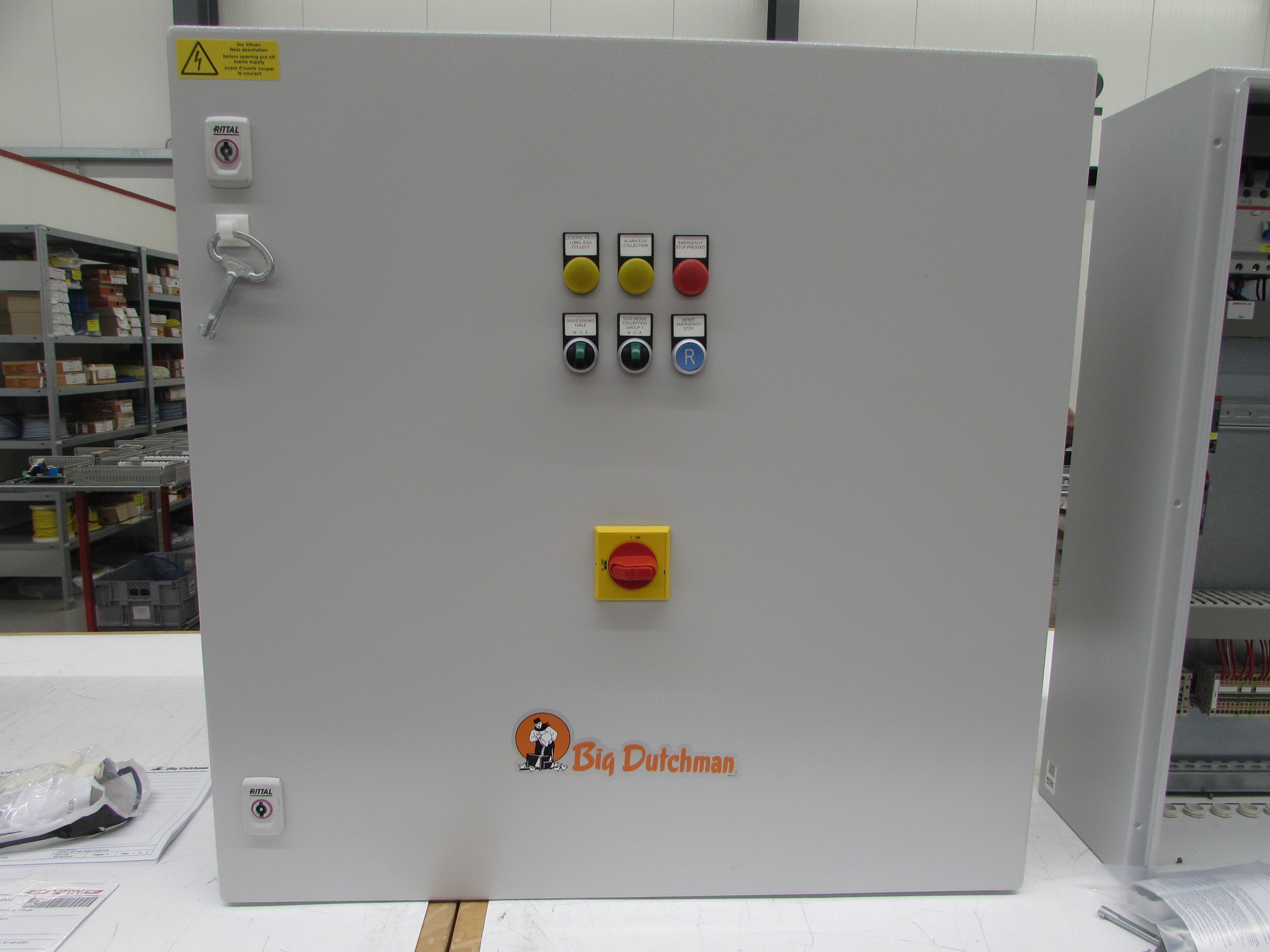 Control panel egg cross collection 2 sheds